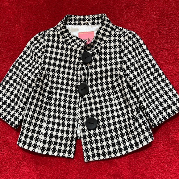 Jacket - Picture 1 of 4